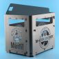 Preview: Die Bierkiste ist wahlweise mit einer kompakten Feuerplatte erhältlich – ideal für Grill- und Lagerfeuermomente.